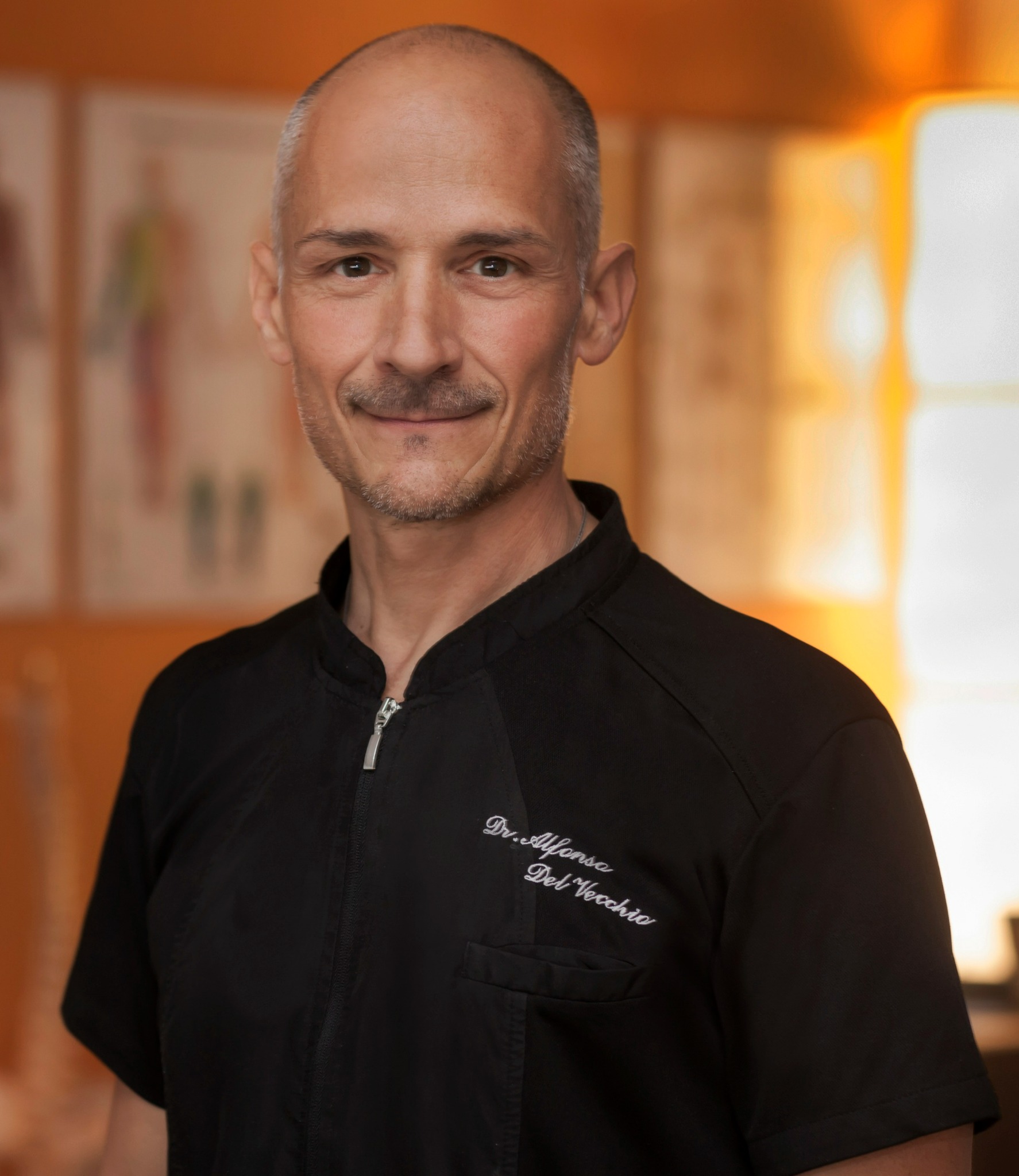 Dott. Alfonso Del Vecchio, osteopata e massoterapista