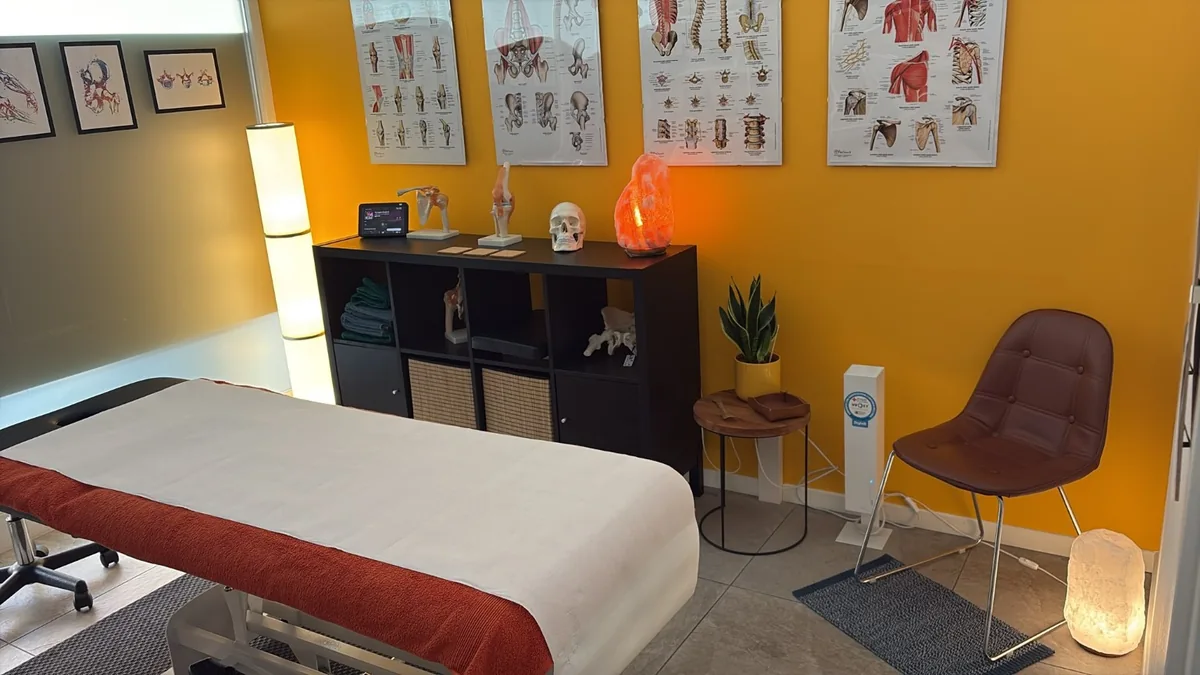 Interno dello studio di Verona